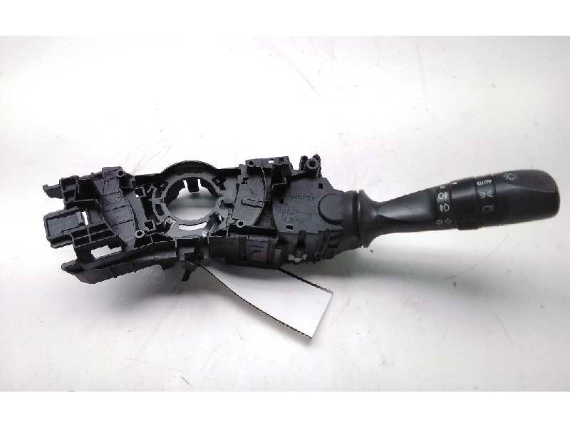 Recambio de mando intermitentes para toyota auris touring sports (e18) hybrid active referencia OEM IAM 17F852  