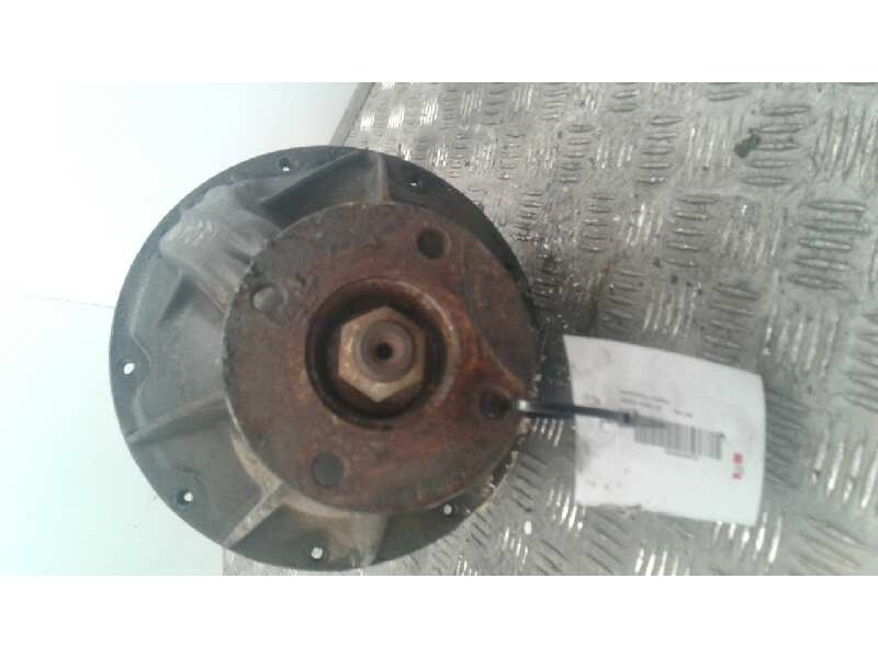 Recambio de diferencial trasero para nissan trade 100 referencia OEM IAM  39X8 