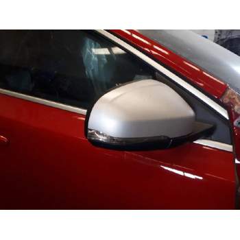 volvo v40 del año 2017