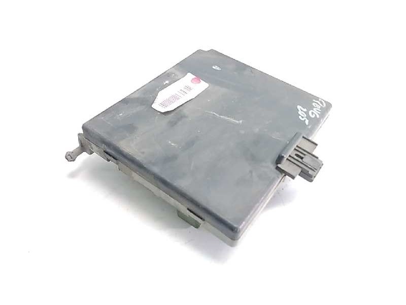 Recambio de caja fusibles para peugeot 205 berlina 1.4 referencia OEM IAM   33130