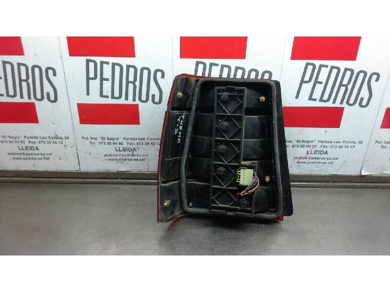 Recambio de piloto trasero derecho para mazda 323 berlina f/s (bj) 1.9 16v cat referencia OEM IAM   33168