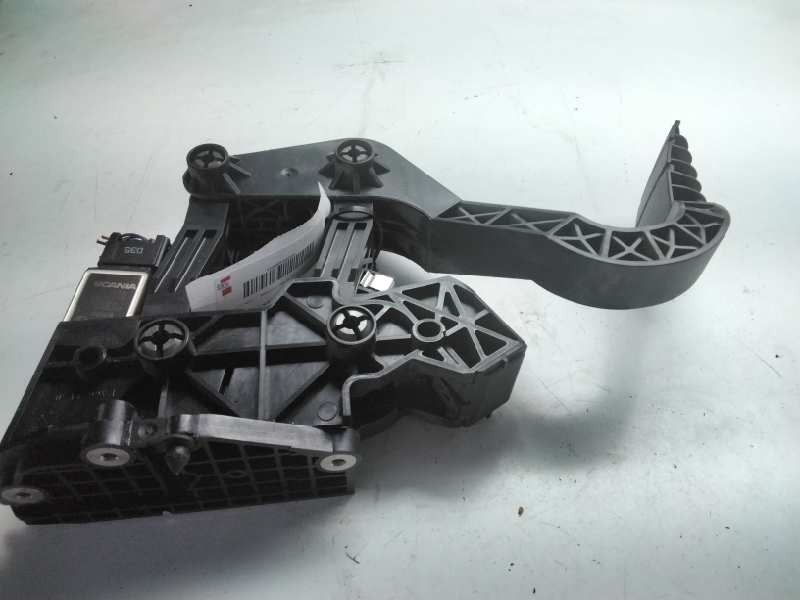 Recambio de potenciometro pedal para scania serie p/g/r (l-clase) 12.7 diesel referencia OEM IAM 2395418  