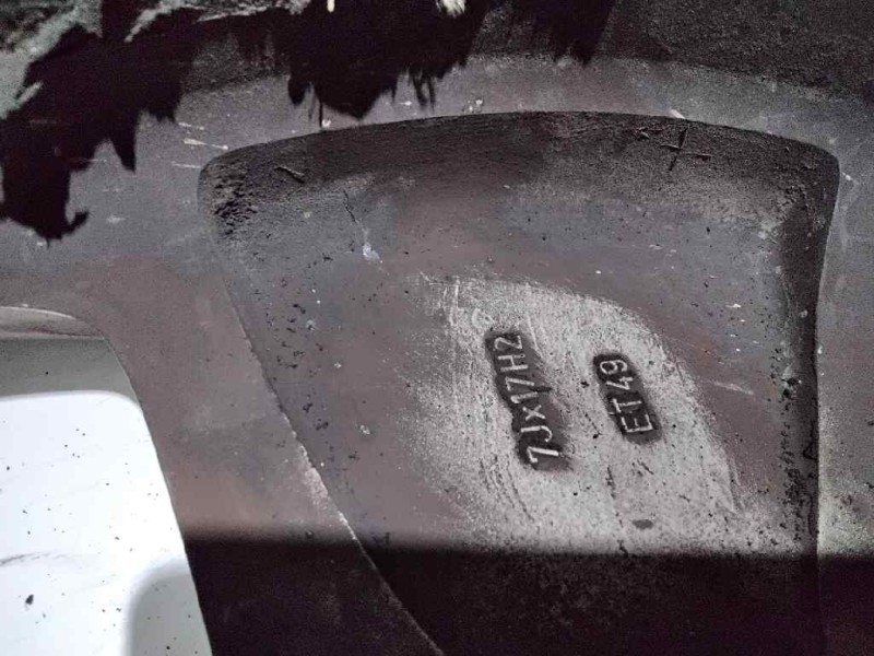 Recambio de llanta aluminio para saab 9-5 familiar 2.0 t vector referencia OEM IAM 175TORNILLOS ET49 