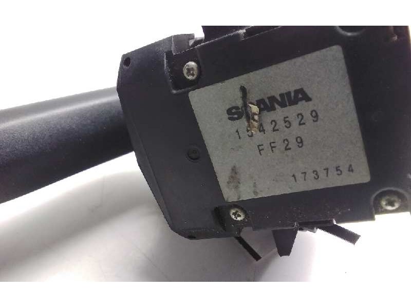 Recambio de mando intermitentes y limpia para scania serie p/g/r (l-clase) 12.7 diesel referencia OEM IAM 1542529  