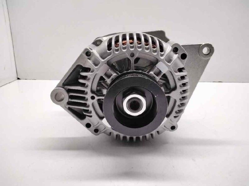 Recambio de alternador para renault clio ii fase ii (b/cb0) referencia OEM IAM A13VI195 A13VI195 
