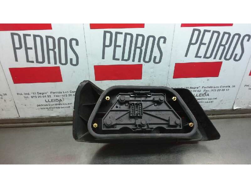 Recambio de piloto trasero derecho para peugeot 605 2.0 cat referencia OEM IAM   33497