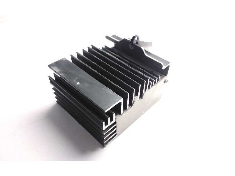 Recambio de transformador 24v a 12v para scania serie p/g/r (l-clase) 12.7 diesel referencia OEM IAM 1729858  