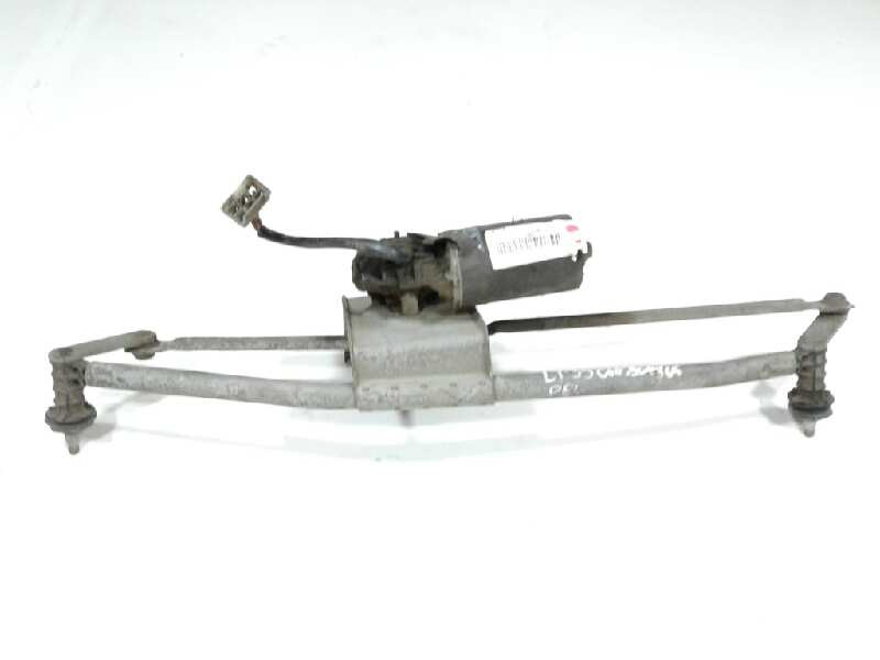 Recambio de motor limpia delantero para volkswagen lt caja abierta (mod. 1997) lt 35 caja abierta referencia OEM IAM 0390241345 