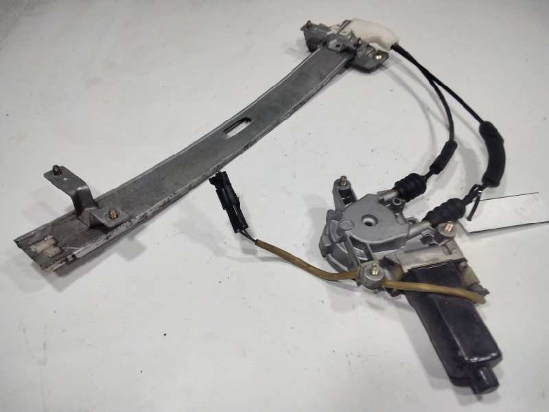 Recambio de elevalunas delantero izquierdo para hyundai sonata (y3) 2.0 16v gls dohc referencia OEM IAM 8240334010AT  