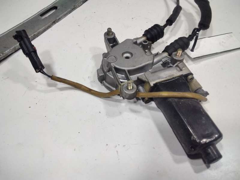 Recambio de elevalunas delantero izquierdo para hyundai sonata (y3) 2.0 16v gls dohc referencia OEM IAM 8240334010AT  