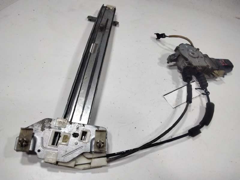 Recambio de elevalunas delantero izquierdo para hyundai sonata (y3) 2.0 16v gls dohc referencia OEM IAM 8240334010AT  