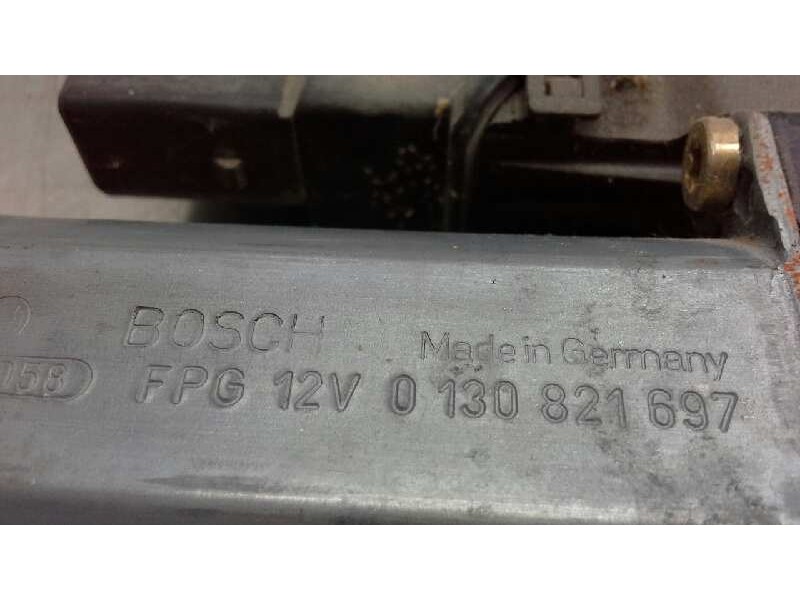 Recambio de motor elevalunas trasero izquierdo para volkswagen passat berlina (3b2) 1.9 tdi referencia OEM IAM 0130821697  