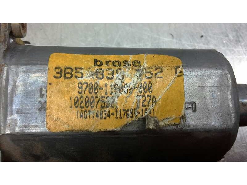 Recambio de motor elevalunas trasero derecho para volkswagen passat berlina (3b2) 1.9 tdi referencia OEM IAM 0130821696 ELEV.PTA