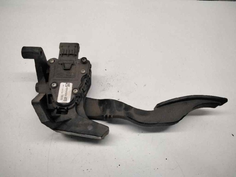 Recambio de pedal acelerador para opel meriva 1.7 16v cdti referencia OEM IAM 93335443  