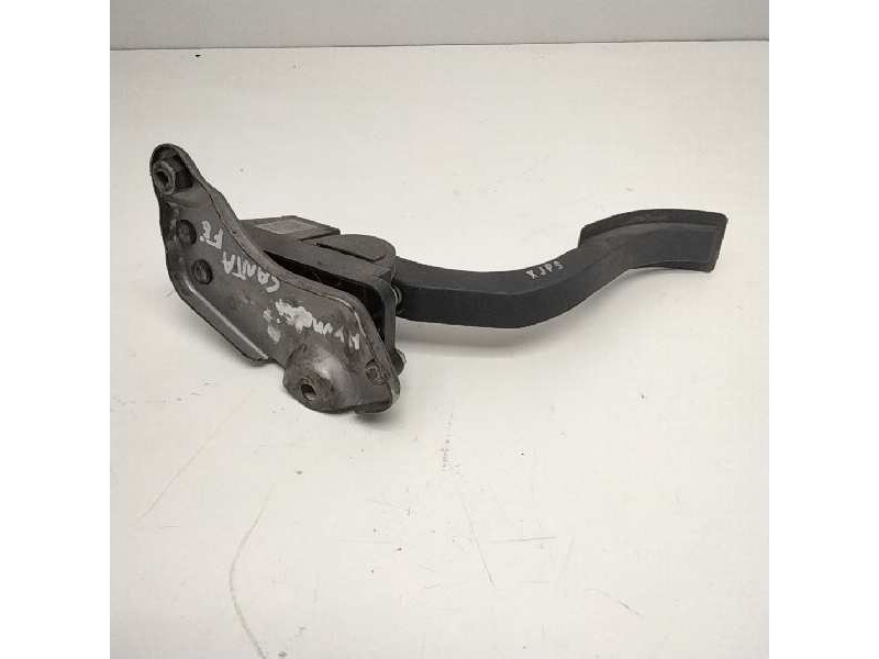 Recambio de pedal acelerador para hyundai santa fe (sm) 2.7 v6 cat referencia OEM IAM 0281002557  34230