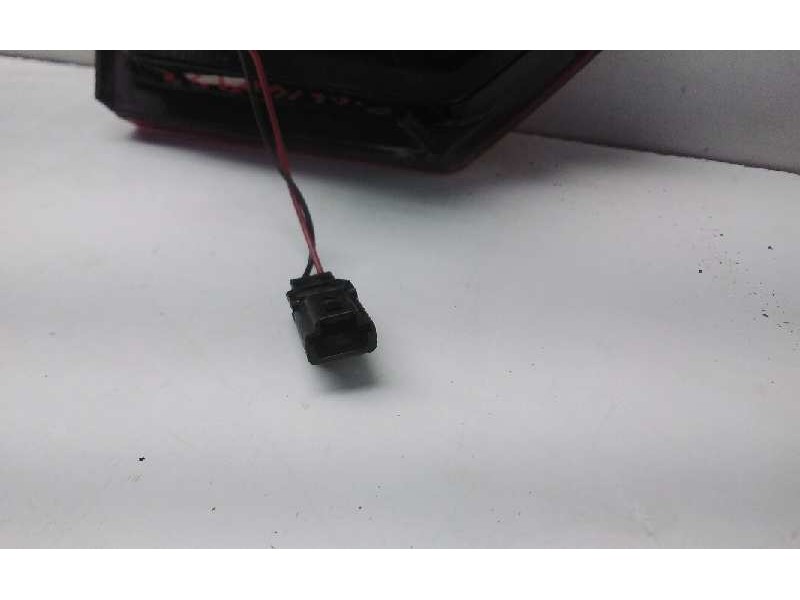 Recambio de piloto trasero derecho porton para renault clio iv limited referencia OEM IAM 265505796R  