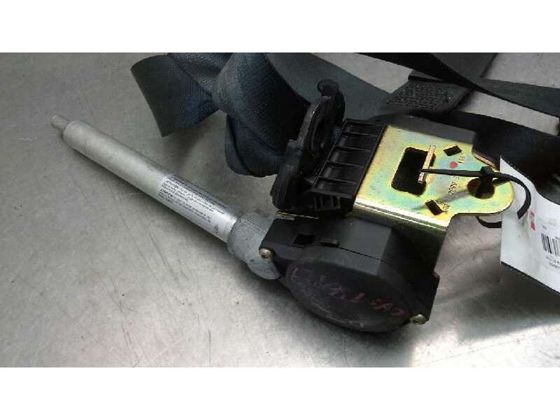 Recambio de cinturon seguridad delantero izquierdo para audi a6 berlina (4b2) 2.8 quattro referencia OEM IAM 4B0857705D  