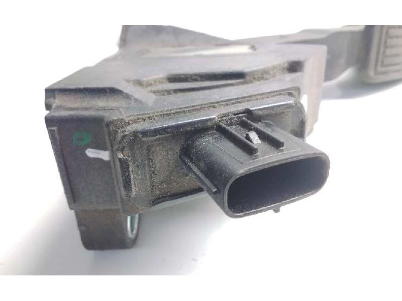 Recambio de potenciometro pedal para toyota auris touring sports (e18) hybrid active referencia OEM IAM 7811002120  