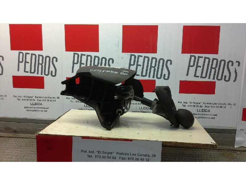 Recambio de palanca cambio para opel movano (2004 =>) 2.5 cdti cat (g9u-754 / lzm) referencia OEM IAM   