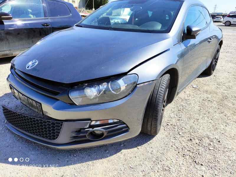 volkswagen scirocco (137) del año 2011
