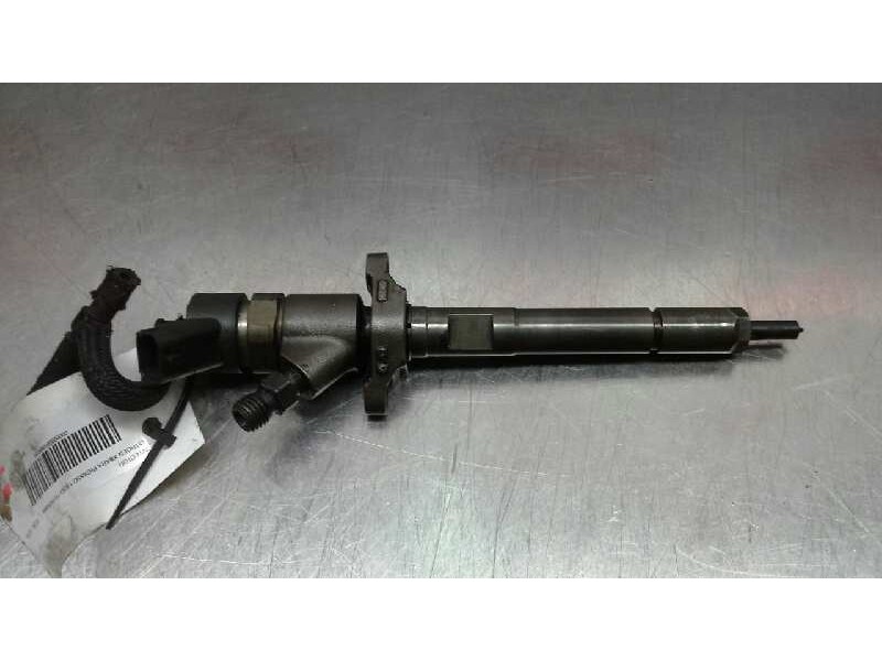 Recambio de inyector para citroen xsara picasso 1.6 hdi 110 exclusive referencia OEM IAM   