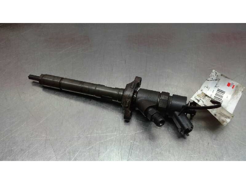 Recambio de inyector para citroen xsara picasso 1.6 hdi 110 exclusive referencia OEM IAM   