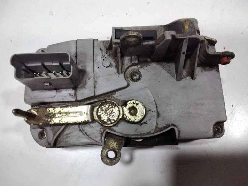 Recambio de cerradura puerta delantera derecha para fiat ulysse (121) 2.0 jtd cat referencia OEM IAM   