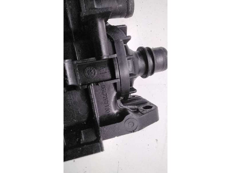 Recambio de caja termostato para citroen xsara picasso 1.6 hdi 110 exclusive referencia OEM IAM 9647767180  
