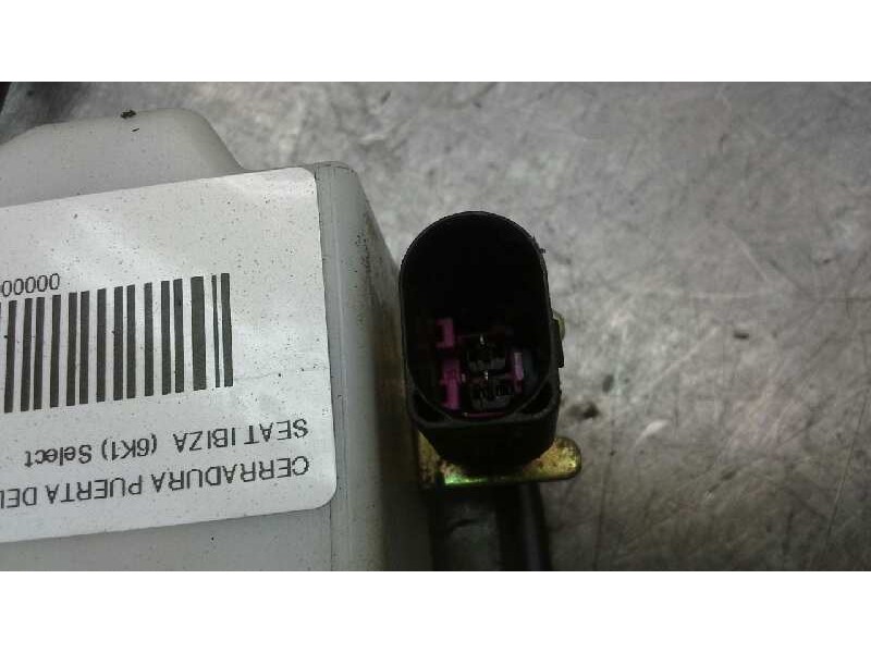 Recambio de cerradura puerta delantera derecha para seat ibiza (6k1) select referencia OEM IAM 833116D  