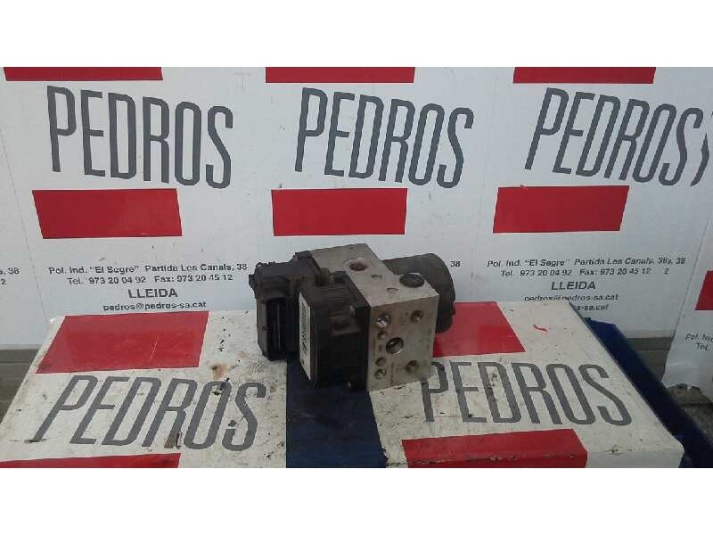 Recambio de centralita abs para saab 900 coupé 2.5 v6 se referencia OEM IAM 0265216421  