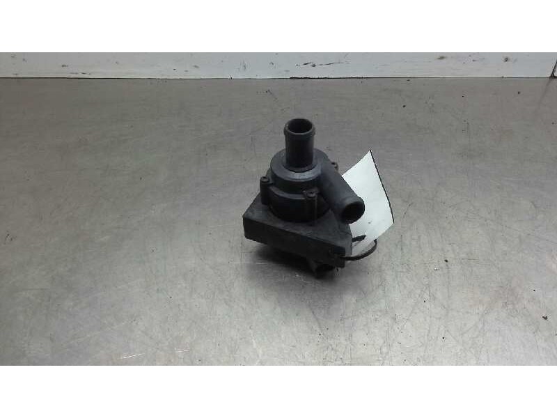 Recambio de bomba agua electrica para volvo v40 kinetic referencia OEM IAM   