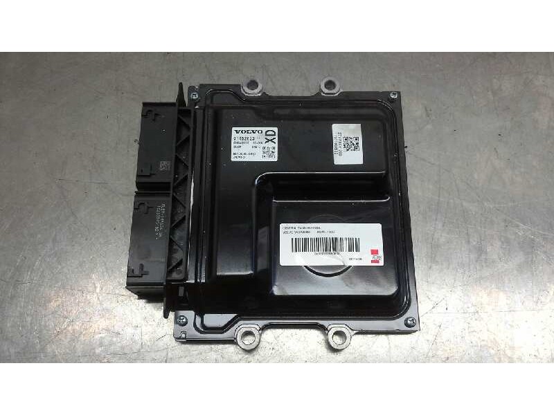 Recambio de centralita motor uce para volvo v40 kinetic referencia OEM IAM  137 