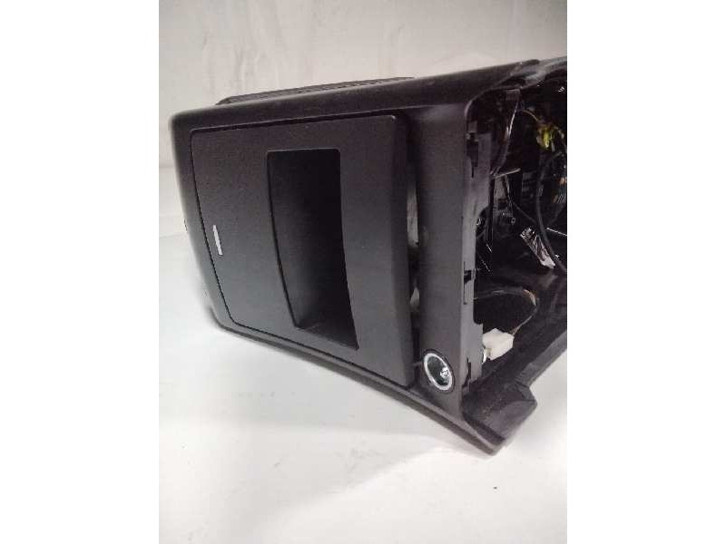 Recambio de consola central para mercedes clase m (w166) ml 350 cdi bluetec edition 1 (166.024) referencia OEM IAM P16905518S127