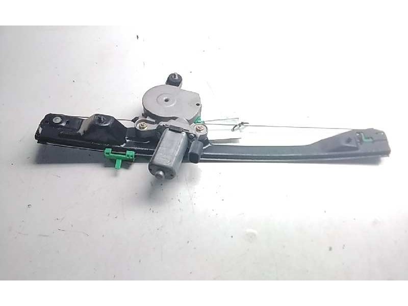 Recambio de elevalunas delantero izquierdo para fiat punto berlina (188) 1.2 8v class referencia OEM IAM   