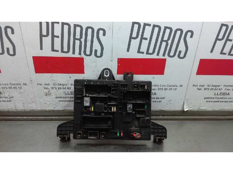Recambio de caja fusibles para opel astra j lim. enjoy referencia OEM IAM 13302300 365927271 1110021AA