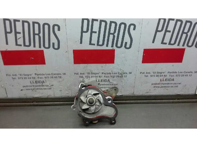 Recambio de bomba agua para hyundai trajet (fo) 2.0 crdi gls referencia OEM IAM   