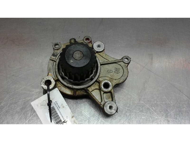 Recambio de bomba agua para hyundai trajet (fo) 2.0 crdi gls referencia OEM IAM   
