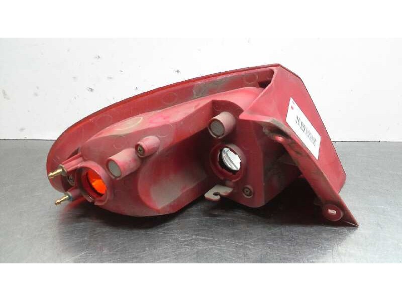 Recambio de piloto trasero derecho para chevrolet lacetti cdx referencia OEM IAM 96387725  