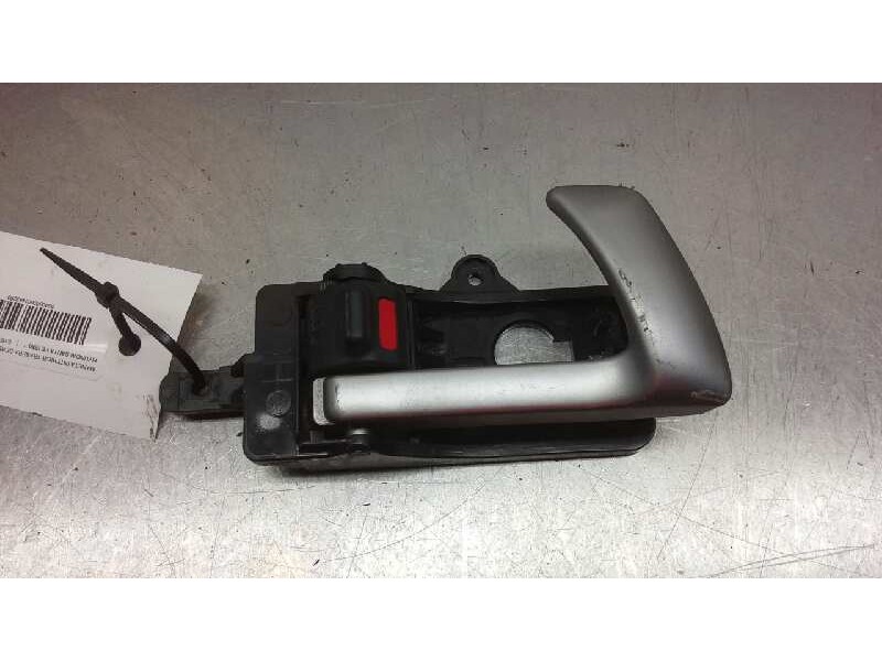 Recambio de maneta interior trasera derecha para hyundai santa fe (bm) referencia OEM IAM   