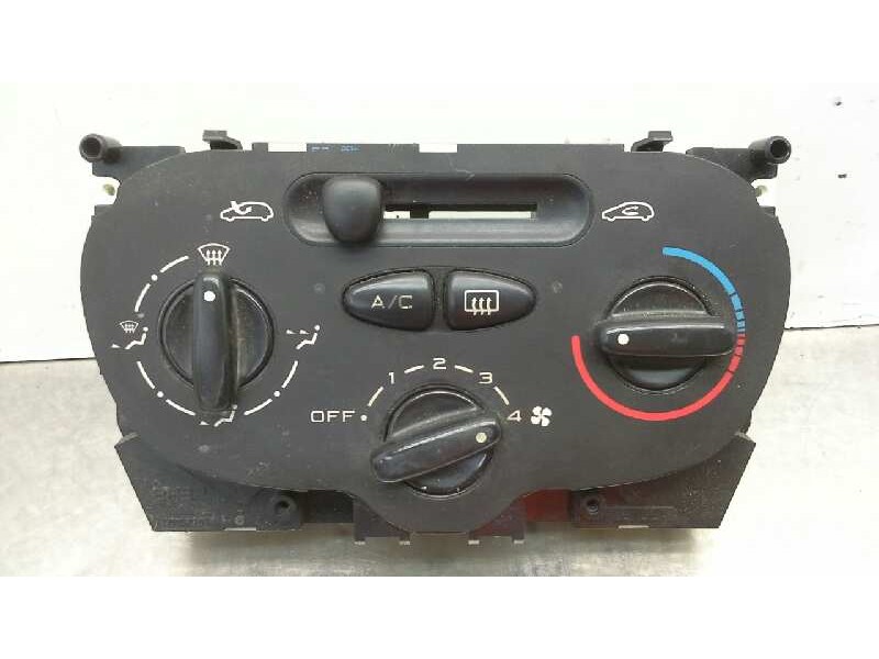 Recambio de mando calefaccion / aire acondicionado para peugeot 206 berlina e-music referencia OEM IAM 64138  