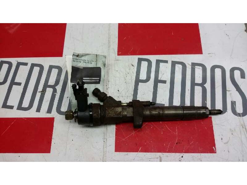Recambio de inyector para opel movano (2004 =>) furgón medio techo elevado l2h2 3.5 t referencia OEM IAM 0445110141  