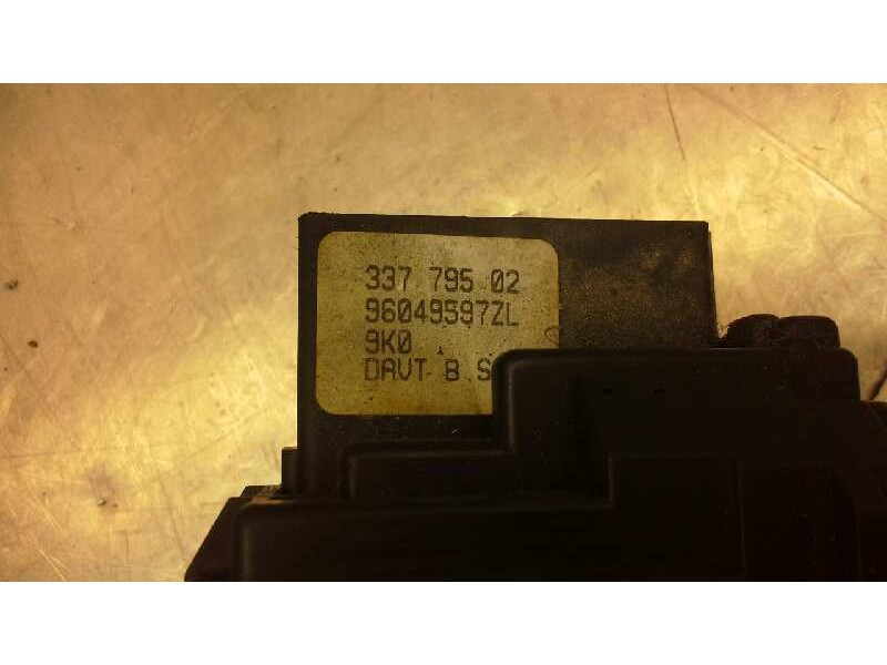 Recambio de mando limpia para peugeot 206 berlina e-music referencia OEM IAM   