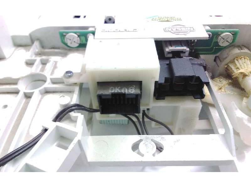 Recambio de mando climatizador para nissan terrano/terrano.ii (r20) referencia OEM IAM EG08136701  