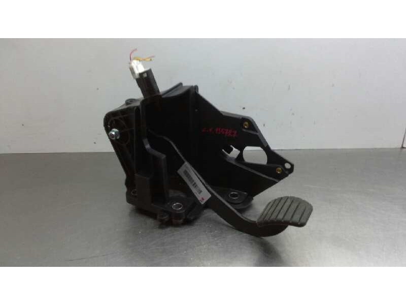 Recambio de pedal freno para nissan nv 400 referencia OEM IAM   