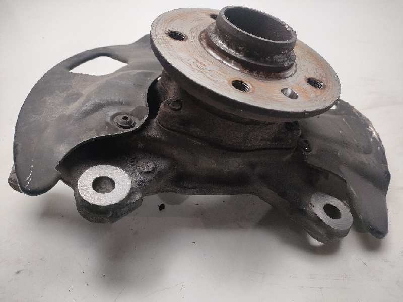 Recambio de mangueta delantera izquierda para volkswagen crafter kasten (sy) 2.0 tdi referencia OEM IAM 2N0407621D  