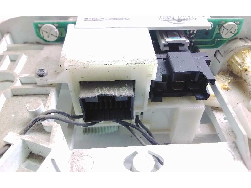 Recambio de mando climatizador para nissan terrano/terrano.ii (r20) referencia OEM IAM EG08136701  