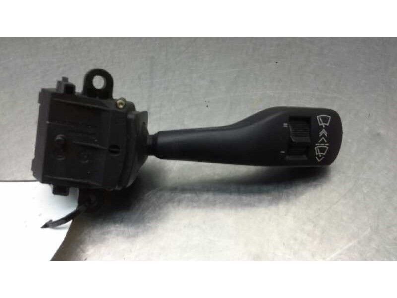 Recambio de mando limpia para bmw serie 5 berlina (e39) 525d referencia OEM IAM 61318363664  