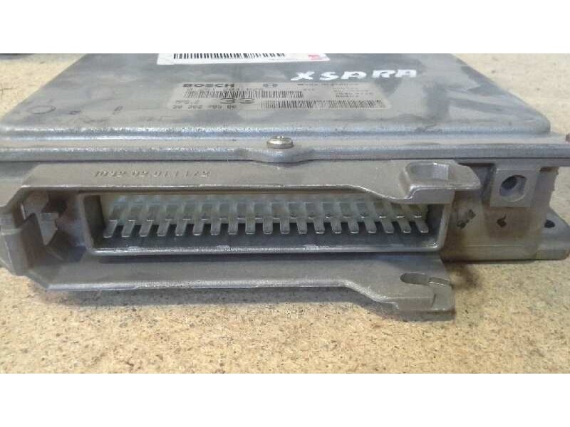 Recambio de centralita motor uce para citroen xsara berlina 1.6 referencia OEM IAM 0261204628 9630278580 0261204628