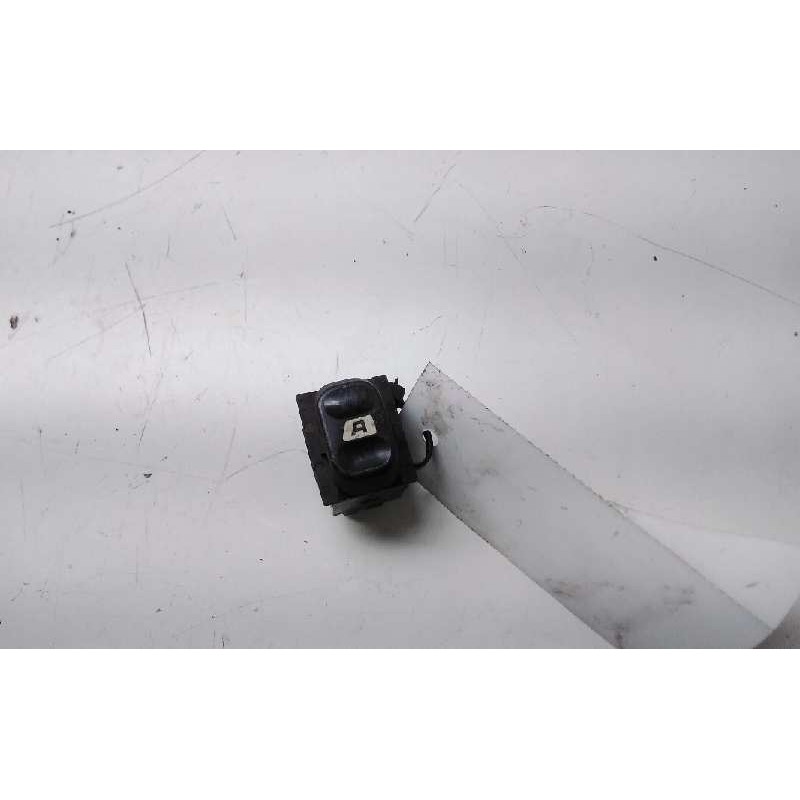 Recambio de mando elevalunas delantero izquierdo para citroen berlingo 1.6 16v sx plus familiar referencia OEM IAM   