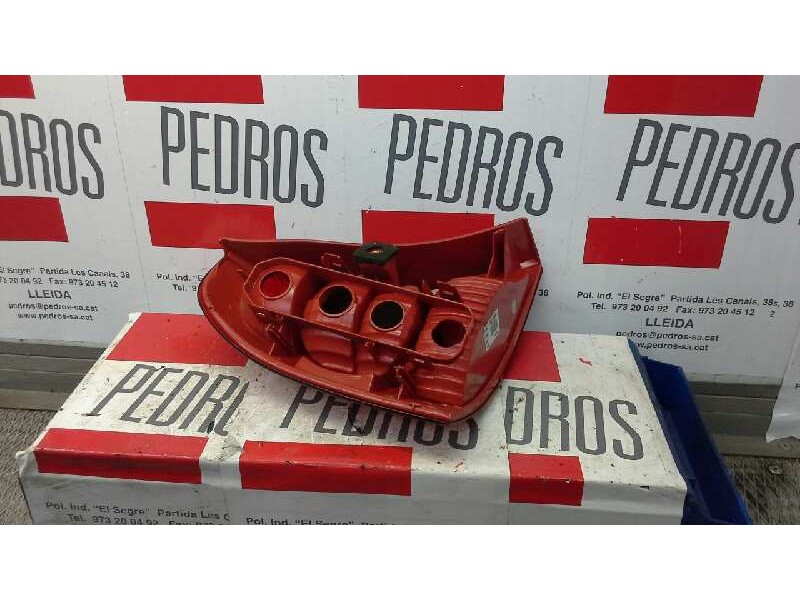 Recambio de piloto trasero derecho para renault clio ii fase ii (b/cb0) 1.4 16v referencia OEM IAM   